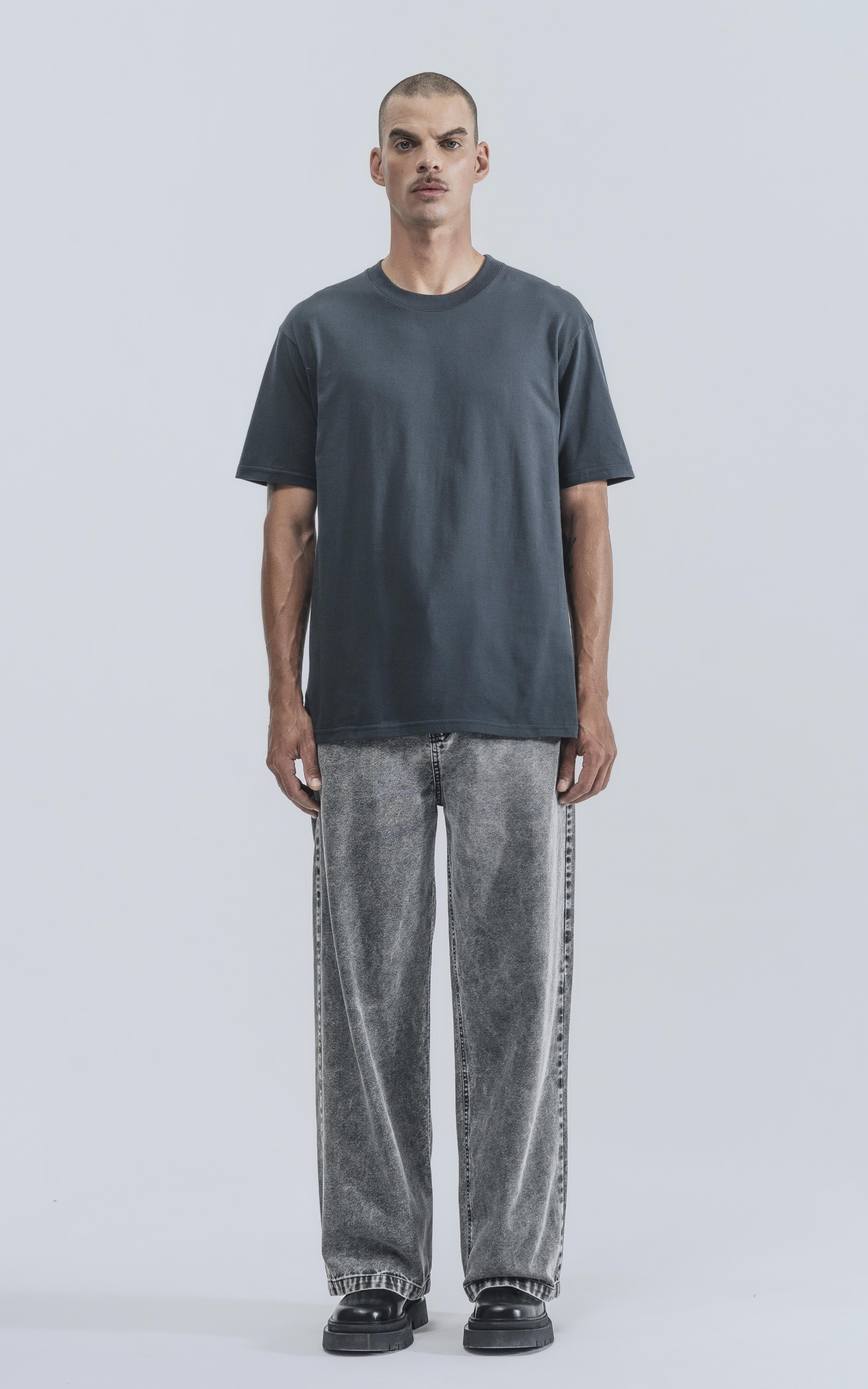 Remera B2Basic Premium [ Carbón ]