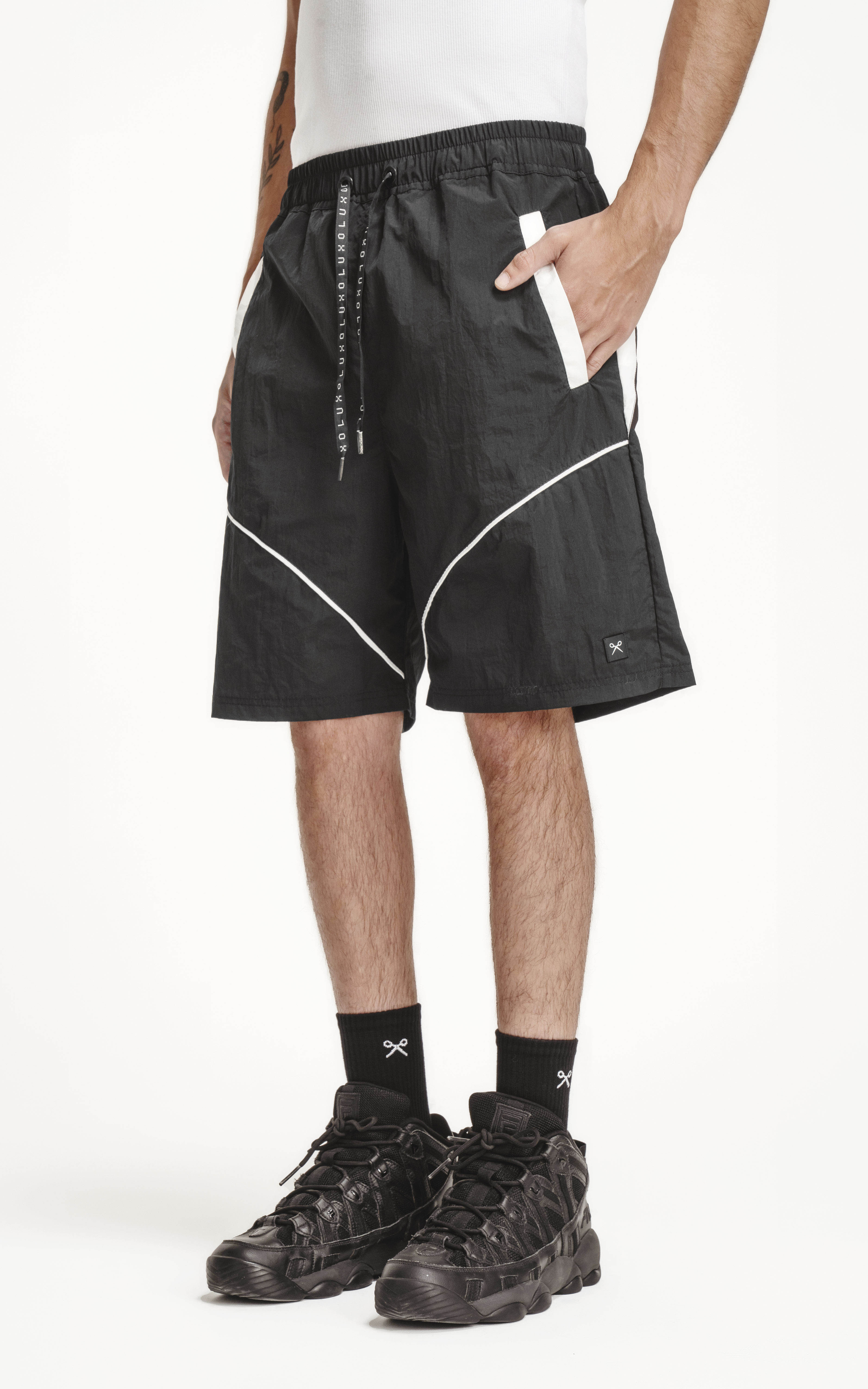 Bermuda Iggy  [ Negro - Blanco ]