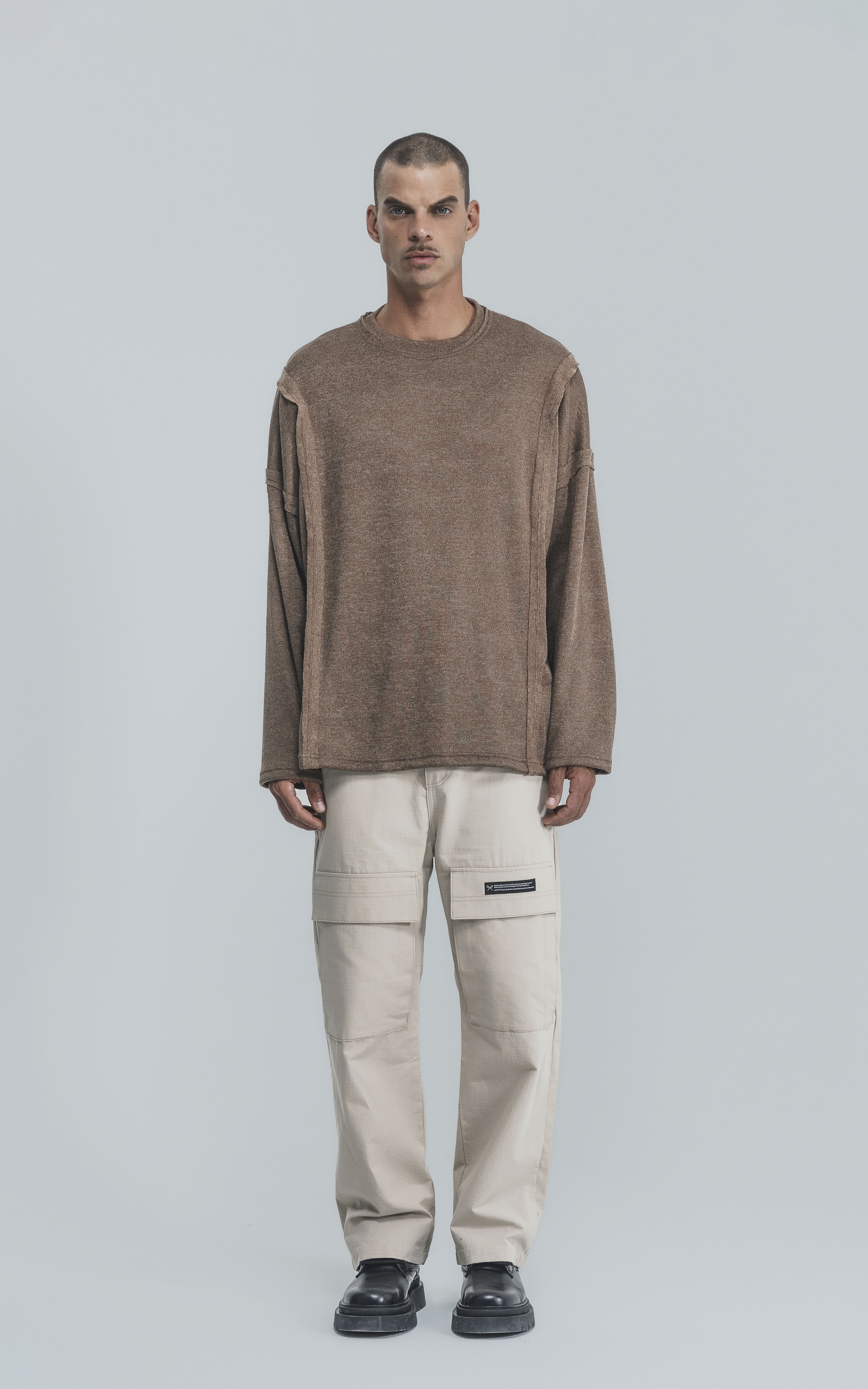 Sweater United [ Chocolate ]