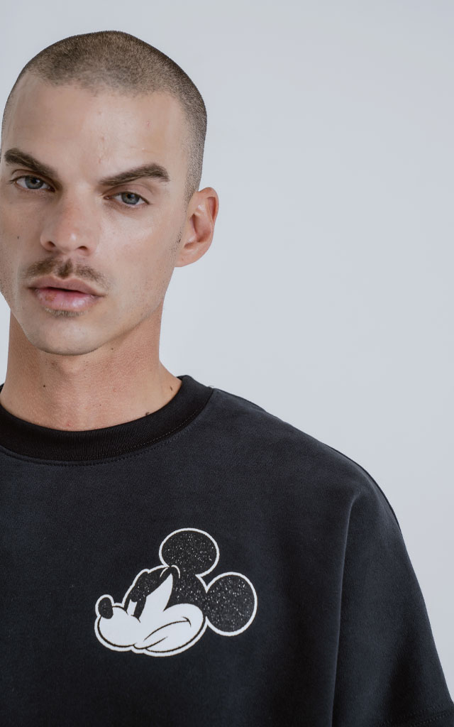 BUZO DISNEY ANGRY MICKEY [ NEGRO ]
