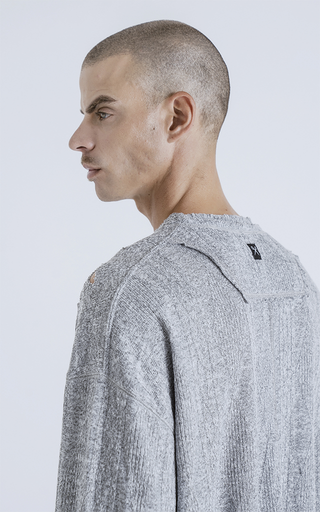 Sweater Lust  [ P. Gris ]