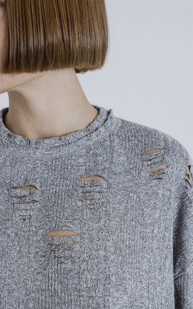 Sweater Lust  [ P. Gris ]