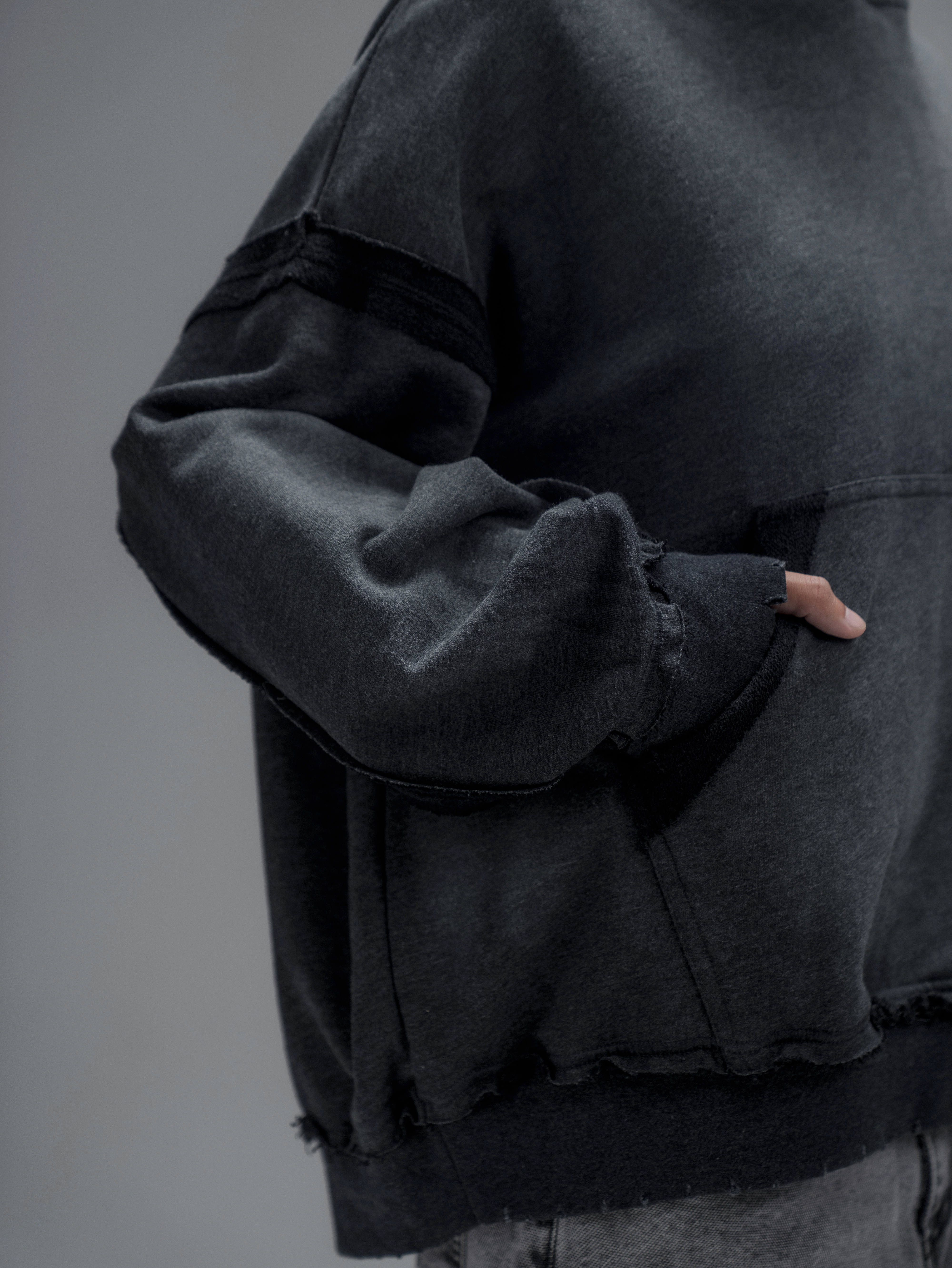 Hoodie Effect [ P. Gris ]