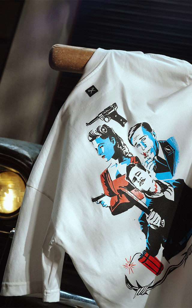 Remera Bastardos  [ Blanco ]